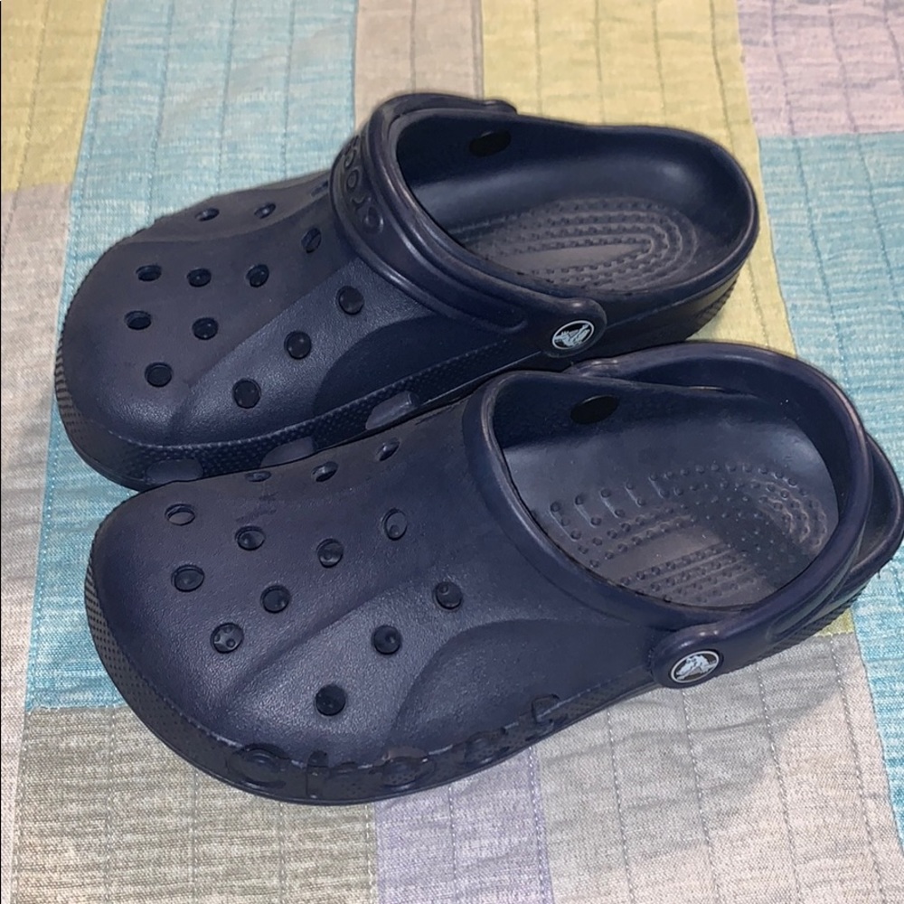 CROCS